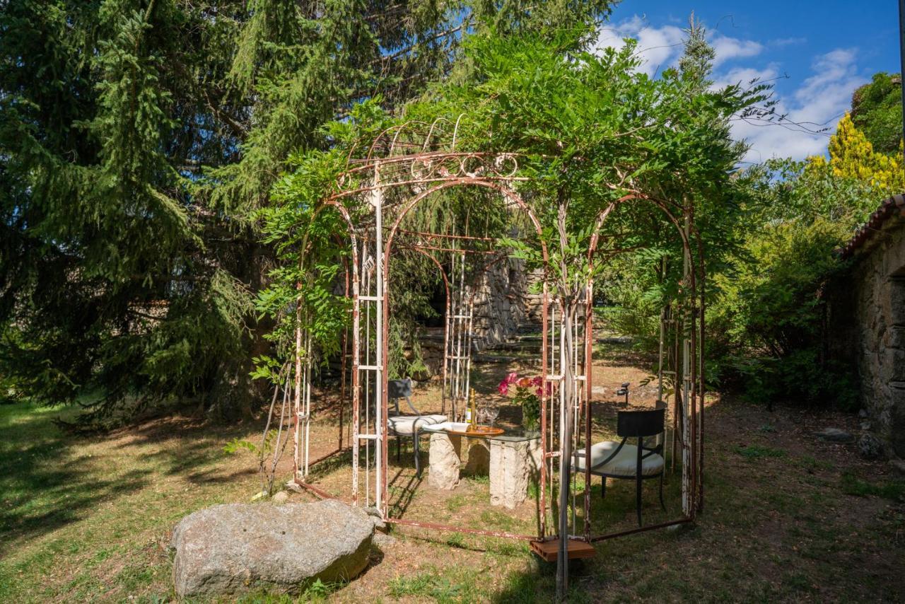 Posada Real La Casa De Arriba Navarredonda de Gredos Rom bilde