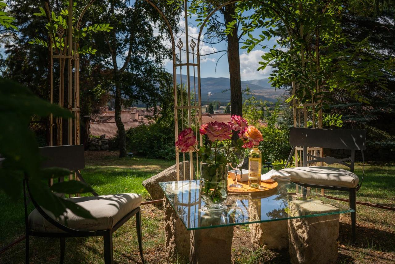 Posada Real La Casa De Arriba Navarredonda de Gredos Rom bilde